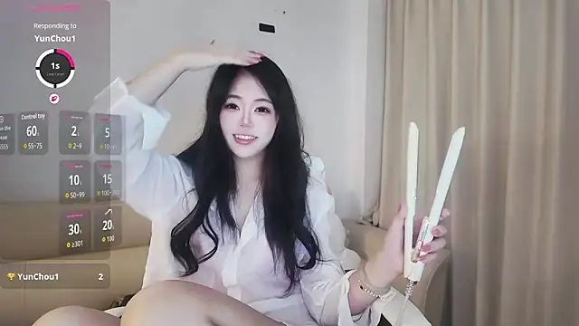 Snapshot of Jolie-22 chatting on 10, 5, 2026 Jolie-22 online show from 10, 5, 2026