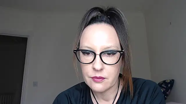 PsychicDominatrix online show from 3, 2, 2026