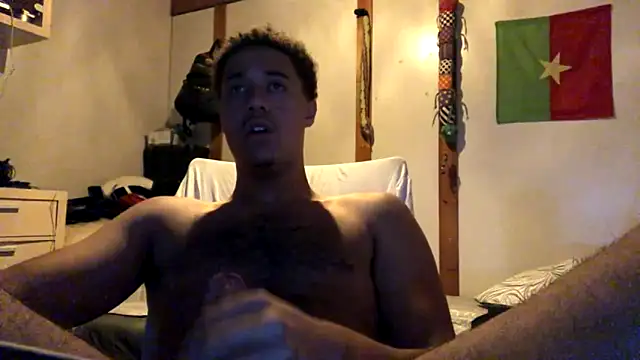 Snapshot of MaxIsNicee chatting on 13, 2, 2026 MaxIsNicee online show from 13, 2, 2026