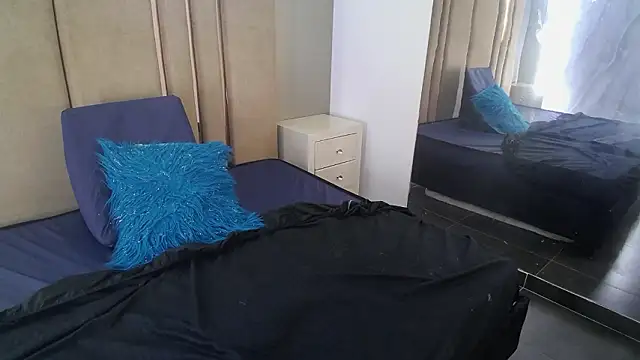 Snapshot of liliana_pink chatting on 23, 2, 2026 liliana pink online show from 23, 2, 2026