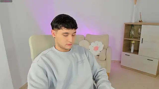 Snapshot of Massimo_Fiore chatting on 10, 2, 2026 Massimo Fiore online show from 10, 2, 2026