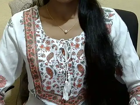 Snapshot of Khushi_v chatting on 16, 2, 2026 Khushi v online show from 16, 2, 2026