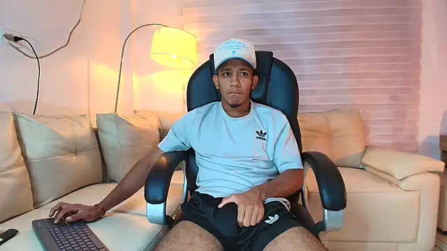 ricky spensar23cm  online show from 14, 4, 2026