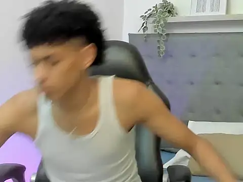 Snapshot of wes_gibbings chatting on 10, 2, 2026 wes gibbings online show from 10, 2, 2026