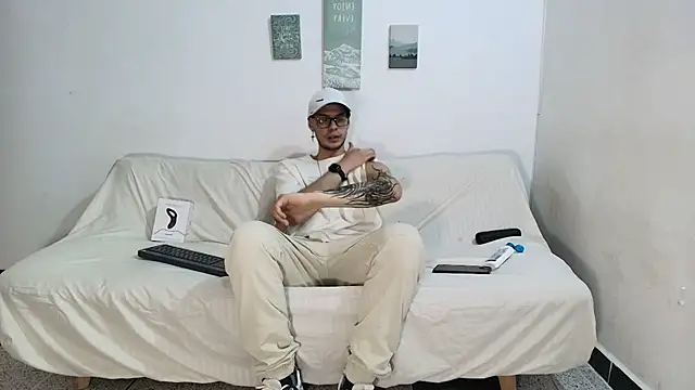 Snapshot of Vlad__night chatting on 2, 7, 2026 Vlad night online show from 2, 7, 2026