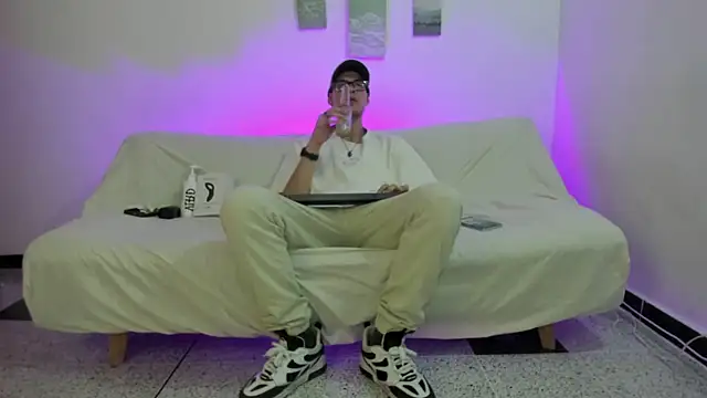 Snapshot of Vlad__night chatting on 8, 7, 2026 Vlad night online show from 8, 7, 2026
