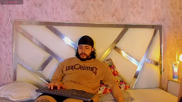 Benny and Mark online show from 6, 2, 2026