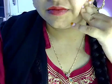 Snapshot of Cute_Aliyaa chatting on 27, 6, 2026 Cute Aliyaa online show from 27, 6, 2026