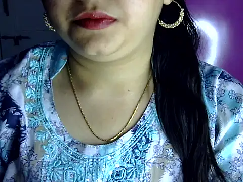 Snapshot of Cute_Aliyaa chatting on 16, 7, 2026 Cute Aliyaa online show from 16, 7, 2026