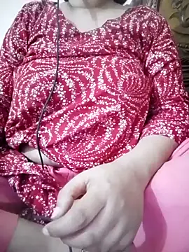 Snapshot of Sweety_queen2580 chatting on 12, 3, 2026 Sweety queen2580 online show from 12, 3, 2026