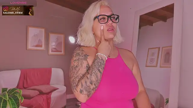 SalomeStorm  online show from 15, 7, 2026