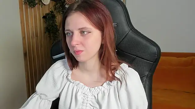 Snapshot of FreyaVey chatting on 12, 2, 2026 FreyaVey online show from 12, 2, 2026