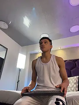 Dominik Souza online show from 4, 4, 2026