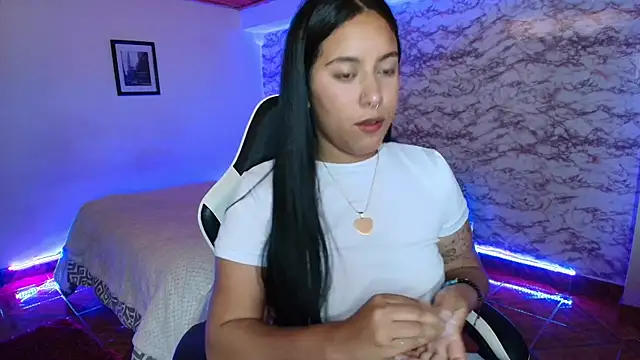 Camila IRoose online show from 20, 5, 2026