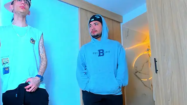 Snapshot of TheBatMansion chatting on 15, 2, 2026 TheBatMansion online show from 15, 2, 2026