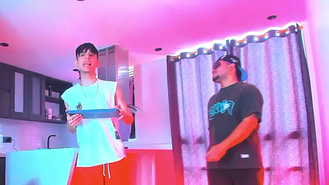 Snapshot of TheBatMansion chatting on 16, 2, 2026 TheBatMansion online show from 16, 2, 2026