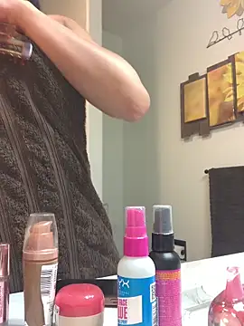 Snapshot of ellianajean chatting on 27, 3, 2026 ellianajean online show from 27, 3, 2026