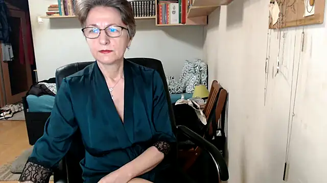 katemodel online show from 22, 9, 2025