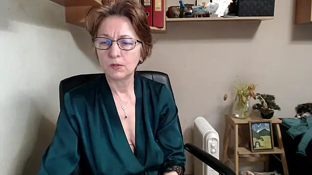 katemodel online show from 13, 2, 2026