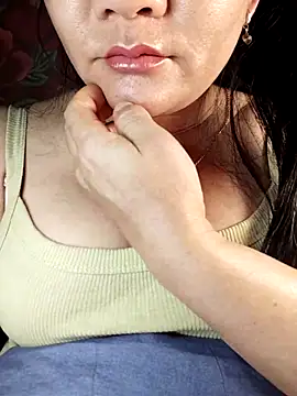 Snapshot of Reina_Fcup01 chatting on 21, 2, 2026 Reina Fcup01 online show from 21, 2, 2026