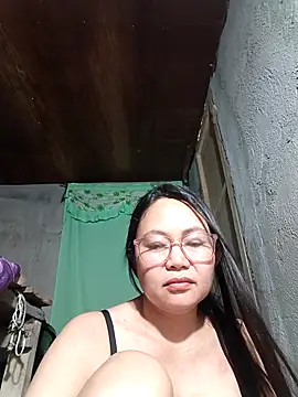 hotpinay 45 online show from 16, 4, 2026