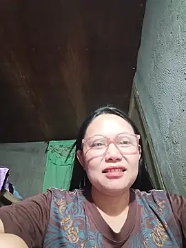 hotpinay 45 online show from 17, 4, 2026