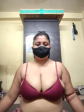 Snapshot of Curvy_Trisha chatting on 24, 5, 2026 Curvy Trisha online show from 24, 5, 2026