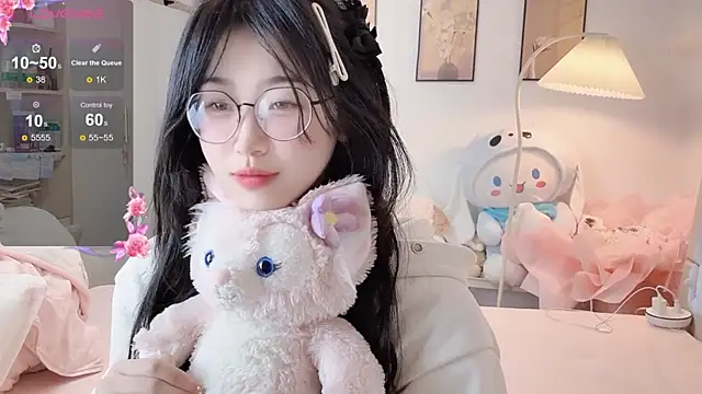 Luminous4173 online show from 11, 2, 2026