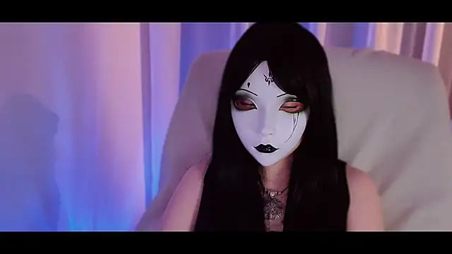 NoirLiliyaa online show from 8, 2, 2026