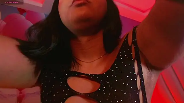 Maia Hotts online show from 11, 3, 2026