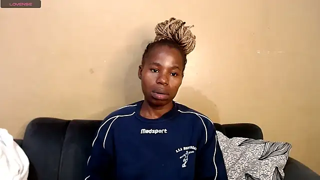 AppleAsss online show from 11, 6, 2026