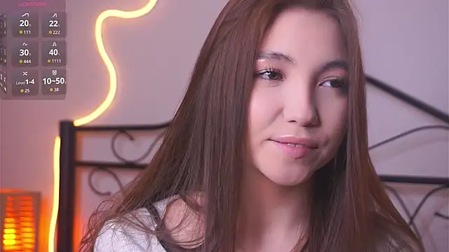 CarlaSpiva online show from 5, 4, 2026