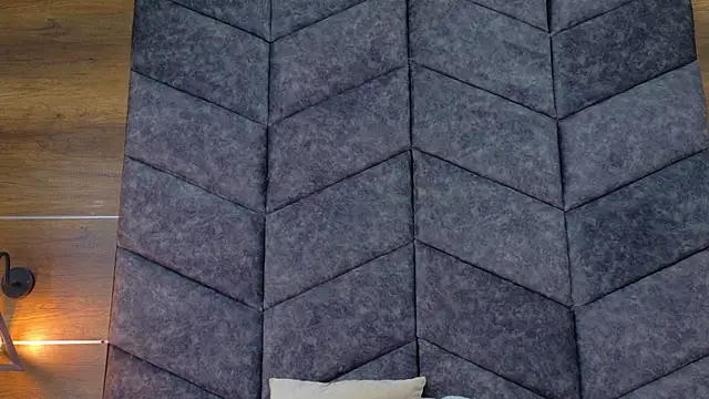 AnnieRouse   online show from 13, 3, 2026