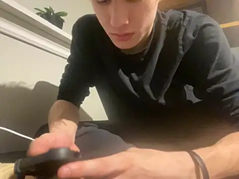 yourwhiteboy1 online show from 15, 3, 2026