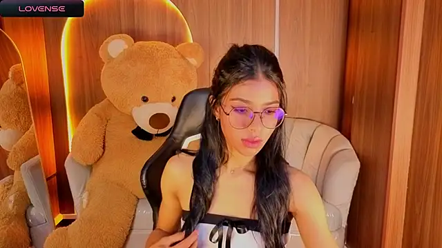 Alina b  online show from 3, 2, 2026