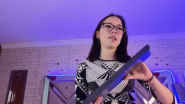 HarperrWest online show from 19, 3, 2026