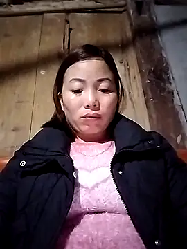 Snapshot of Ella-aa chatting on 4, 2, 2026 Ella-aa online show from 4, 2, 2026