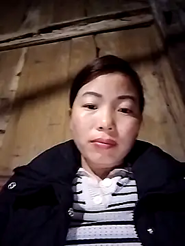 Snapshot of Ella-aa chatting on 8, 2, 2026 Ella-aa online show from 8, 2, 2026