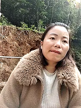 Snapshot of Ella-aa chatting on 3, 3, 2026 Ella-aa online show from 3, 3, 2026