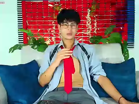 Snapshot of ThiiagoSaeenz chatting on 19, 2, 2026 ThiiagoSaeenz online show from 19, 2, 2026