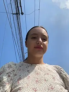 MiaTee online show from 27, 3, 2026