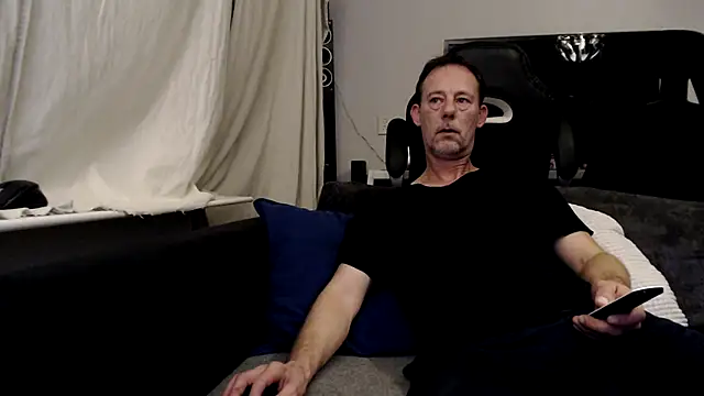 Sexy Ass Mike online show from 18, 2, 2026