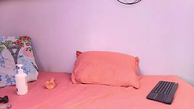 Snapshot of melany_roberts_ chatting on 13, 2, 2026 melany roberts online show from 13, 2, 2026