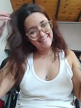 Snapshot of Harley-77 chatting on 1, 2, 2026 Harley-77 online show from 1, 2, 2026