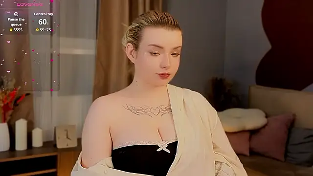 Snapshot of _Matadora_ chatting on 2, 2, 2026 Matadora online show from 2, 2, 2026