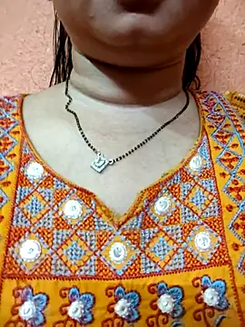 PARI51 online show from 12, 4, 2026