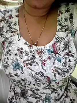 Snapshot of PARI51 chatting on 19, 6, 2026 PARI51 online show from 19, 6, 2026