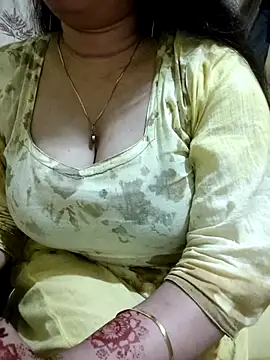 Snapshot of PARI51 chatting on 13, 7, 2026 PARI51 online show from 13, 7, 2026