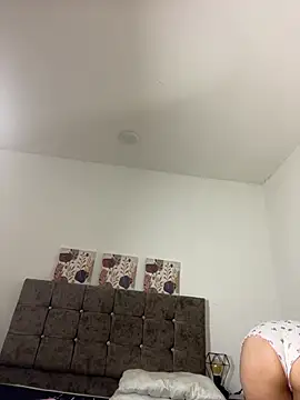 Annie bonnie  online show from 29, 5, 2026