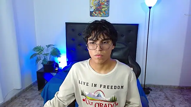 Snapshot of Maecum18 chatting on 7, 2, 2026 Maecum18 online show from 7, 2, 2026